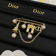 Dior Plan De Paris Brooch Gold-Finish Metal and White Resin Pearls - 2