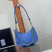 Prada Re-Edition 1995 Chaîne Re-Nylon mini-bag Blue Size 22x18x6 cm - 1