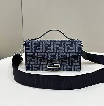 Fendi Soft Trunk Baguette Dark blue leather bag Size 21.5x6.5x13 cm