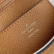 LV Pont 9 Soft PM Sienne Doree Leather M58729 Size 21 x 15 x 6.5 cm - 5