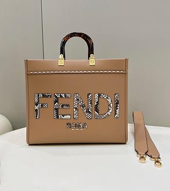 Fendi Sunshine Medium Light Brown Leather And Elaphe Shopper Bag Size Size 35x31x17 cm