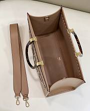 Fendi Sunshine Medium Light Brown Leather And Elaphe Shopper Bag Size Size 35x31x17 cm - 3