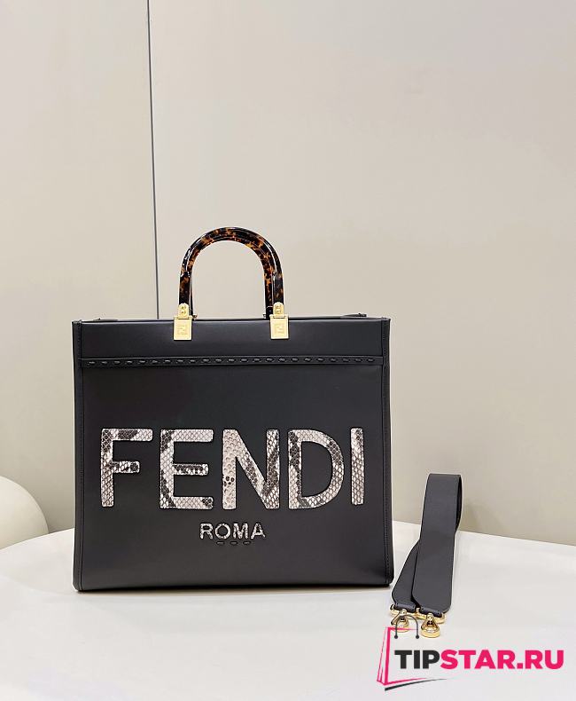 Fendi Sunshine Medium Black Leather And Elaphe Shopper Size 35x31x17 cm - 1