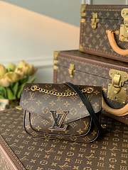 Louis Vuitton M45592 Passy Bag Monogram Size 23 x 17 x 9 cm - 1