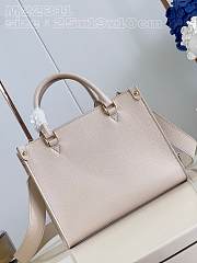Louis Vuitton M23637 Lock & Go White Size 24.5 x 19 x 10.5 cm - 3