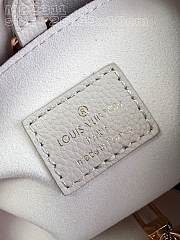 Louis Vuitton M23637 Lock & Go White Size 24.5 x 19 x 10.5 cm - 2