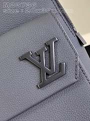 Louis Vuitton M23736 Pilot Slingbag Black Size 20 x 30 x 4 cm - 4