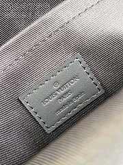 Louis Vuitton M23736 Pilot Slingbag Black Size 20 x 30 x 4 cm - 2