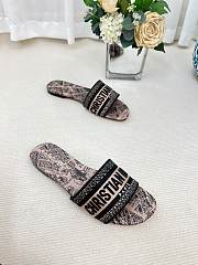 Dior Dway Slide Beige and Black Cotton Embroidered with Plan de Paris Motif - 2