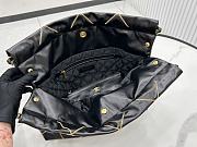 Chanel 22 Handbag AS3261 Shiny Calfskin & Gold-Tone Metal Black Hobo Size 39 × 42 × 8 cm - 2