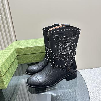 Gucci Women's Boot With Double G And Studs Black