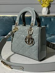 Small Lady Dior Bag Gray Patent Cannage Calfskin Size 20 x 17 x 8 cm - 2