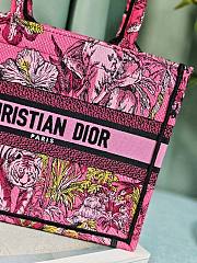 Small Dior Book Tote Fuchsia Multicolor Toile de Jouy Voyage Embroidery Size 26.5 x 21 x 14 cm - 3