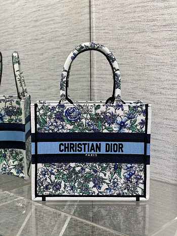 Small Dior Book Tote White Multicolor Flowers Constellation Embroidery Size 26.5 x 21 x 14 cm