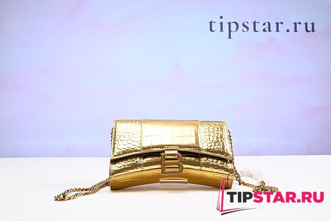 Balenciaga Gold Shiny Leather | Tipstar - 1