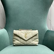 YSL Puffer Toy Bag In Quilted Lambskin Blanc Vintage 759337 Size 23 X 15,5 X 8,5 CM - 1