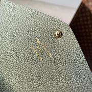 Louis Vuitton M82516 Sarah Wallet Khaki / Cream Size 19 x 10.5 x 2 cm - 3