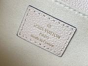 Louis Vuitton M22942 Pochette Métis East West Cream Size 21.5 x 13.5 x 6 cm - 3