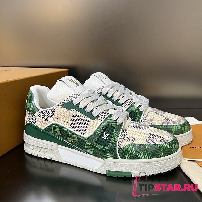 LV Trainer Sneaker Louis Vuitton Script Signature Green  - 1
