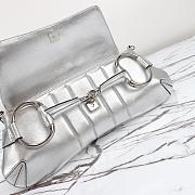 Gucci Horsebit Chain Medium Shoulder Bag 764255 Silver Size 38x15x16cm - 2