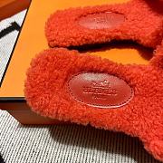 Hermes Oran sandal In Shearling Orange - 2