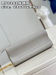 Louis Vuitton M21026 Twist MM Gray Size 23 x 17 x 9.5 cm - 2