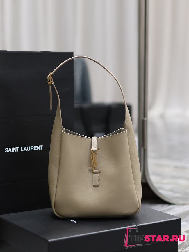 YSL Le 5 À & Soft Small In Smooth Leather Dusty Grey 23x22x8.5 cm - 1