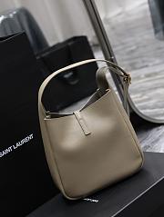 YSL Le 5 À & Soft Small In Smooth Leather Dusty Grey 23x22x8.5 cm - 4