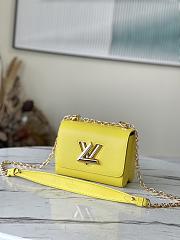 Louis Vuitton M20688 Twist PM Size 19 x 15 x 9 cm - 1
