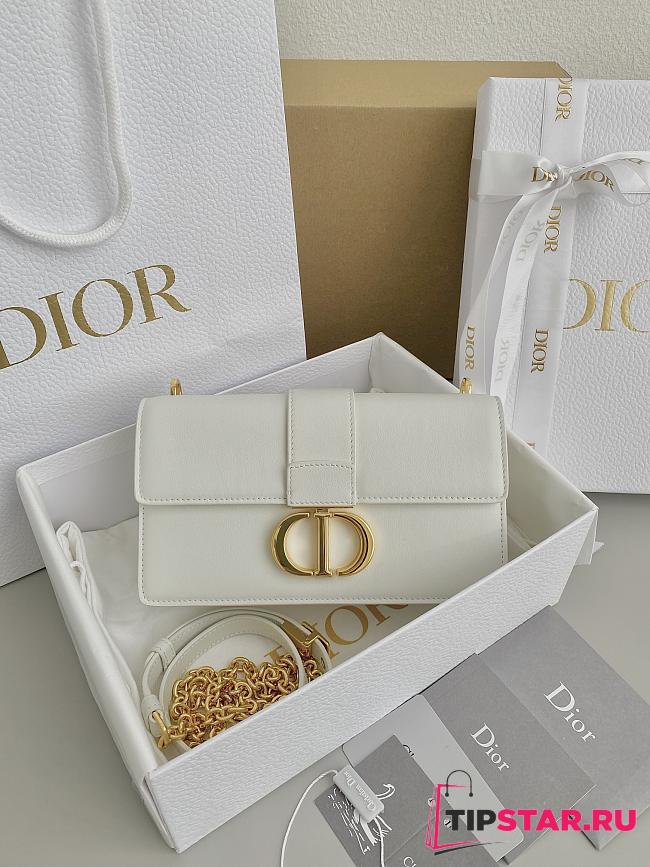 Dior 30 Montaigne East-West Bag With Chain White Calfskin Size 21 x 12 x 6 cm - 1