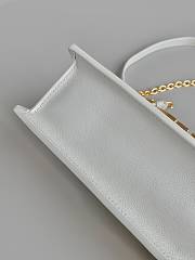 Dior 30 Montaigne East-West Bag With Chain White Calfskin Size 21 x 12 x 6 cm - 5