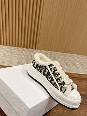 Walk'N'Dior Platform Sneaker Deep Blue Dior Oblique Embroidered Cotton and White Shearling - 2