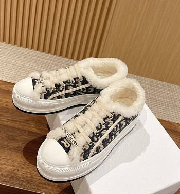Walk'N'Dior Platform Sneaker Deep Blue Dior Oblique Embroidered Cotton and White Shearling