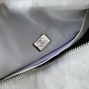 Chanel Small Bowling Bag Shearling Lambskin White AS4280 Size 10.5 × 25 × 13 cm - 4