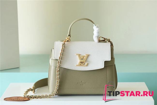 Louis Vuitton M23075 LockMe Ever Mini Green/Milky White Size 23 x 17 x 10 cm - 1