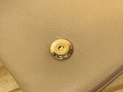 Louis Vuitton M82162 Pochette Coussin Camel Size 20 x 14 x 8 cm - 3