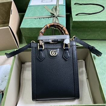 Gucci Diana Mini Tote Bag 739079 Black Size 15.5 x 19.5 x 6 cm