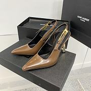 YSL Lee Slingback Pumps In Patent Leather Argile Brown 11 cm - 1