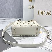 Small Lady Dior Bag White Cannage Lambskin with Gold-Finish Butterfly Studs Size 20 x 17 x 8 cm - 3