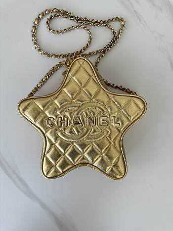 Chanel Star Handbag AS4579 Gold Size 22.5 × 22.5 × 6 cm