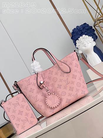 Louis Vuitton M23196 Blossom PM Rose Jasmin Size 20 x 20 x 12.5 cm