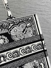 Medium Dior Book Tote Black and White Butterfly Bandana Embroidery Size 36 x 27.5 x 16.5 cm - 4