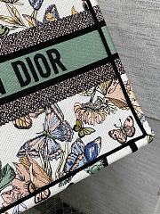 Medium Dior Book Tote White Multicolor Toile de Jouy Mexico Embroidery Size 36 x 27.5 x 16.5 cm - 3