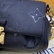 Louis Vuitton M45813 Favourite Bag Black Size 24 x 14 x 9 cm - 2