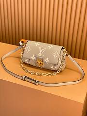 Louis Vuitton M45836 Favourite Bag Grey/Cream Size 24 x 14 x 9 cm - 3