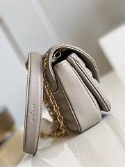 Louis Vuitton M20838 New Wave PM Chain Bag Taupe Size 21 x 12 x 9 cm - 5