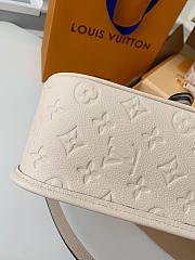 Louis Vuitton M46388 Diane Cream Beige Size 24 x 15 x 9 cm - 5