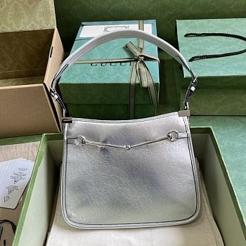 Gucci Horsebit Slim Small Shoulder Bag 764191 Silver Size 23x18.5x3 cm