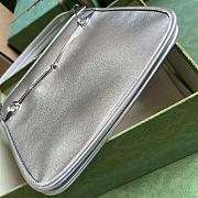 Gucci Horsebit Slim Small Shoulder Bag 764191 Silver Size 23x18.5x3 cm - 3
