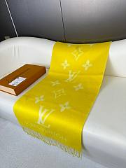 Louis Vuitton M78122 Reykjavik Scarf Yellow - 2
